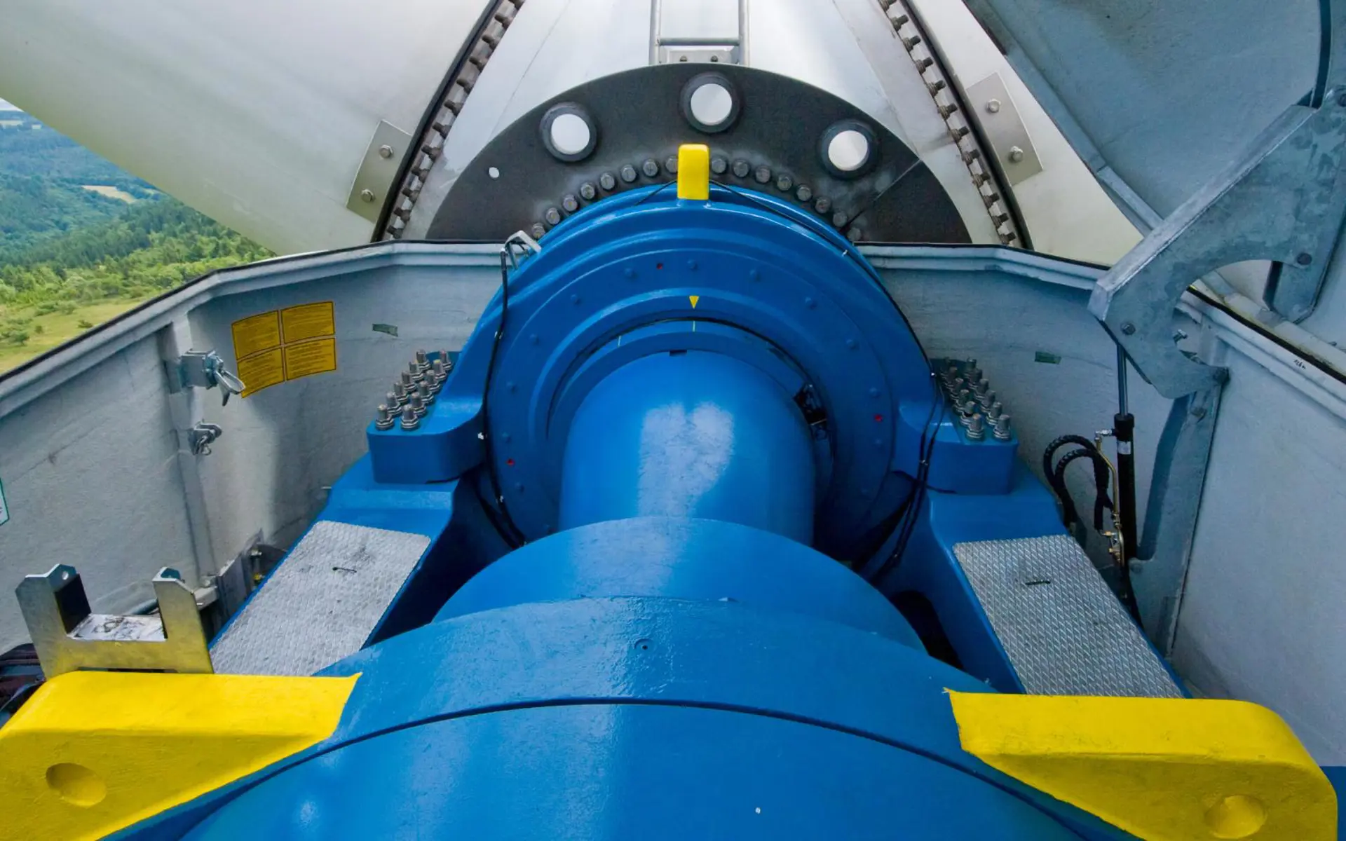 Shutterstock Nacelle Bolts