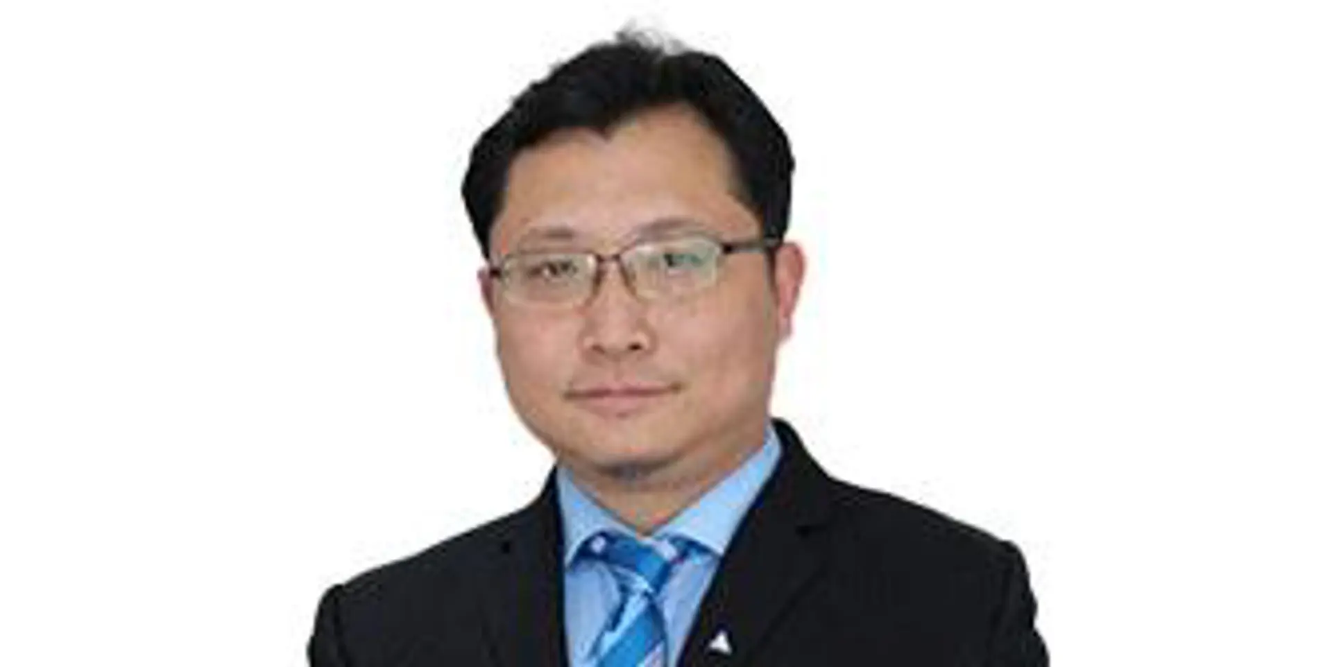 Alex Zhu Uden Baggrund